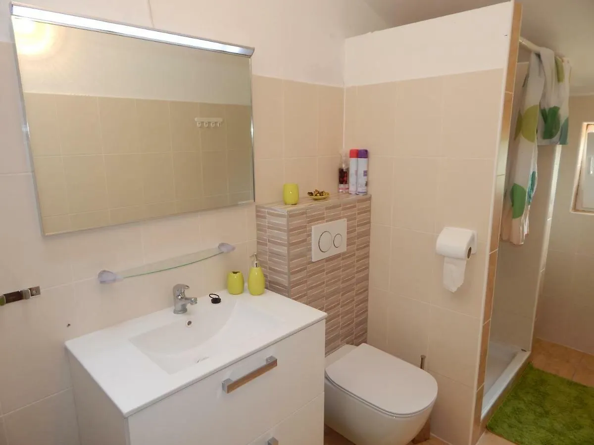 Apartmani Nin 0*,  Croatia